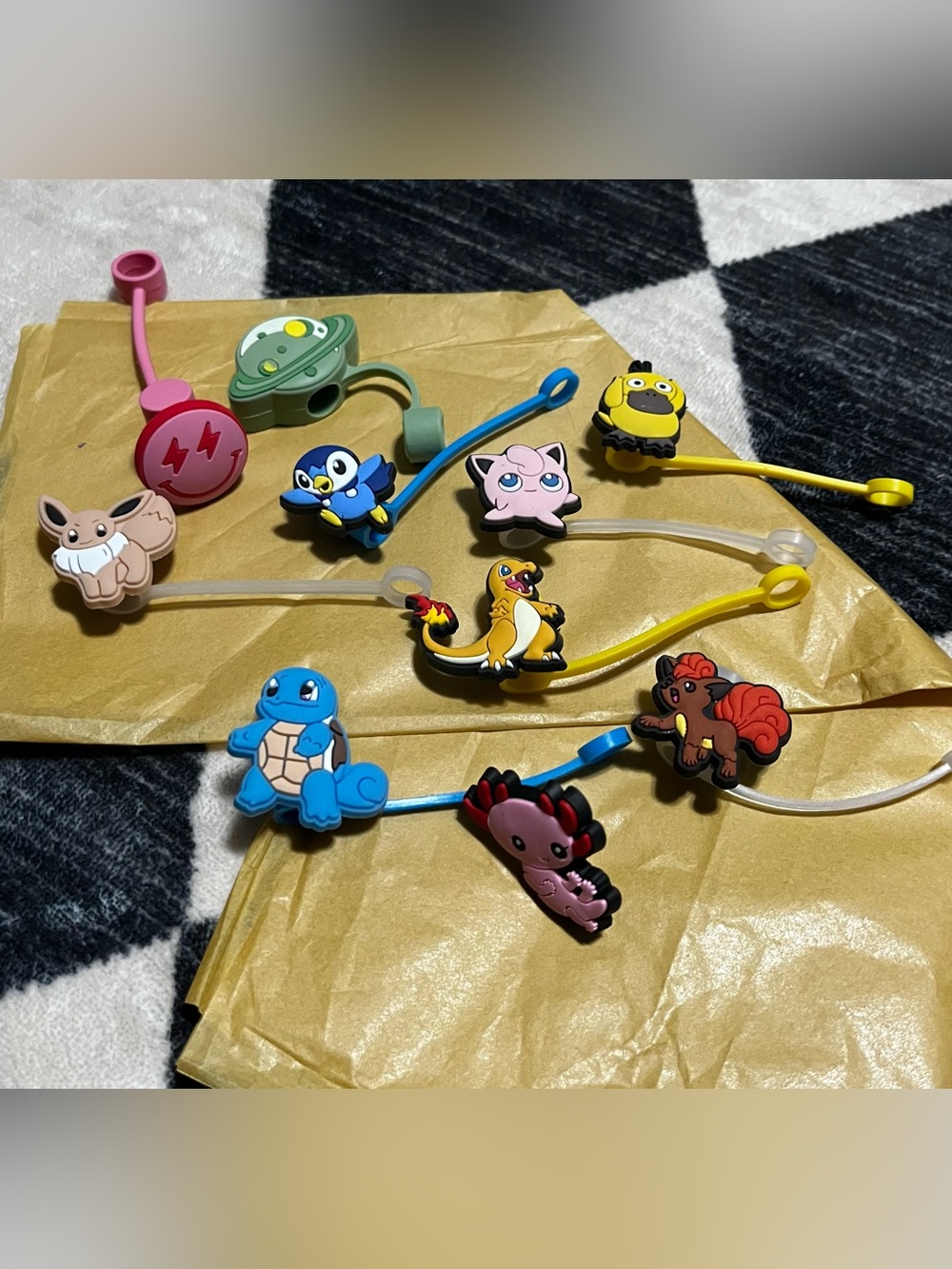 Straw Toppers